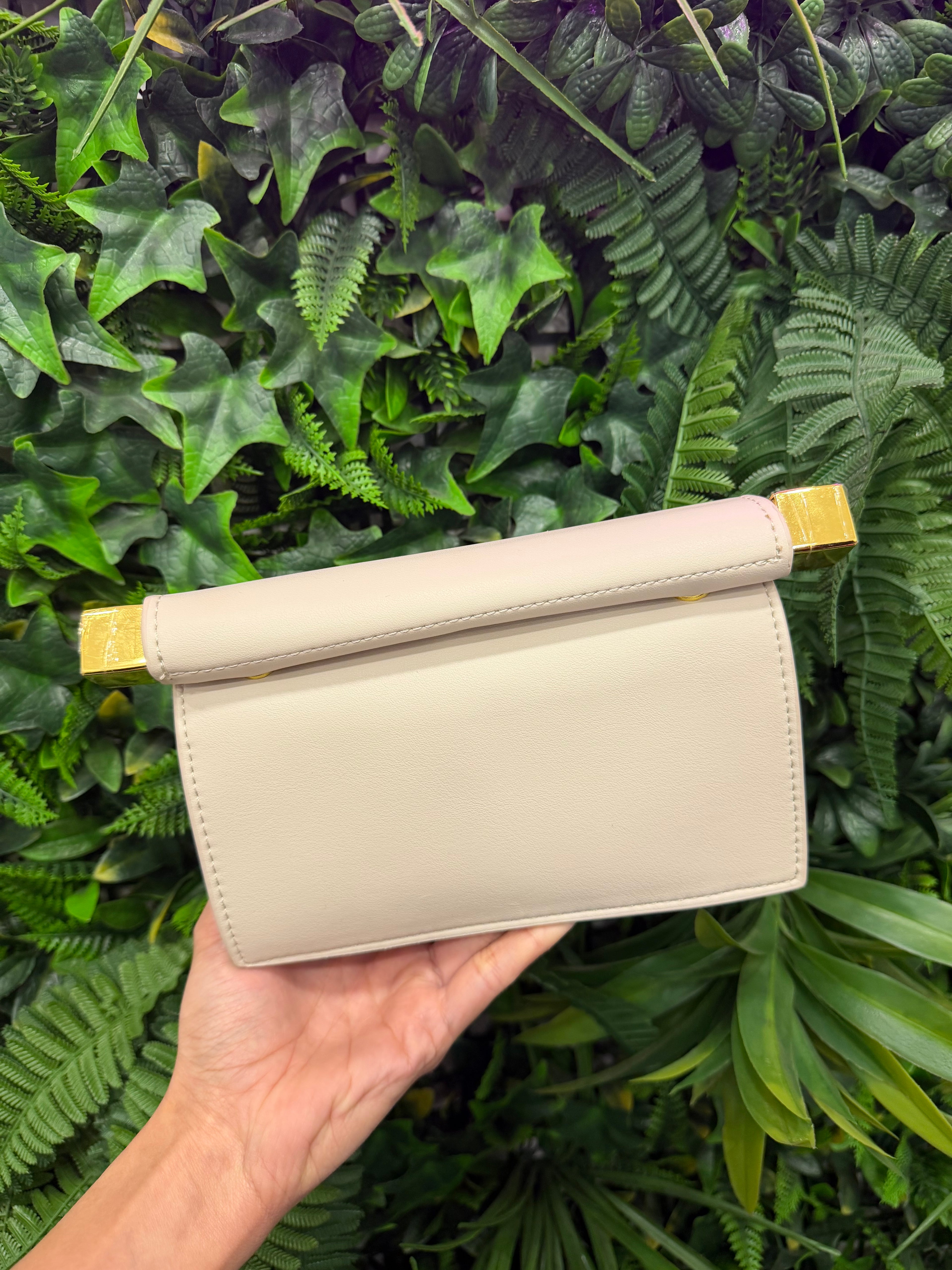 Borsa Diva