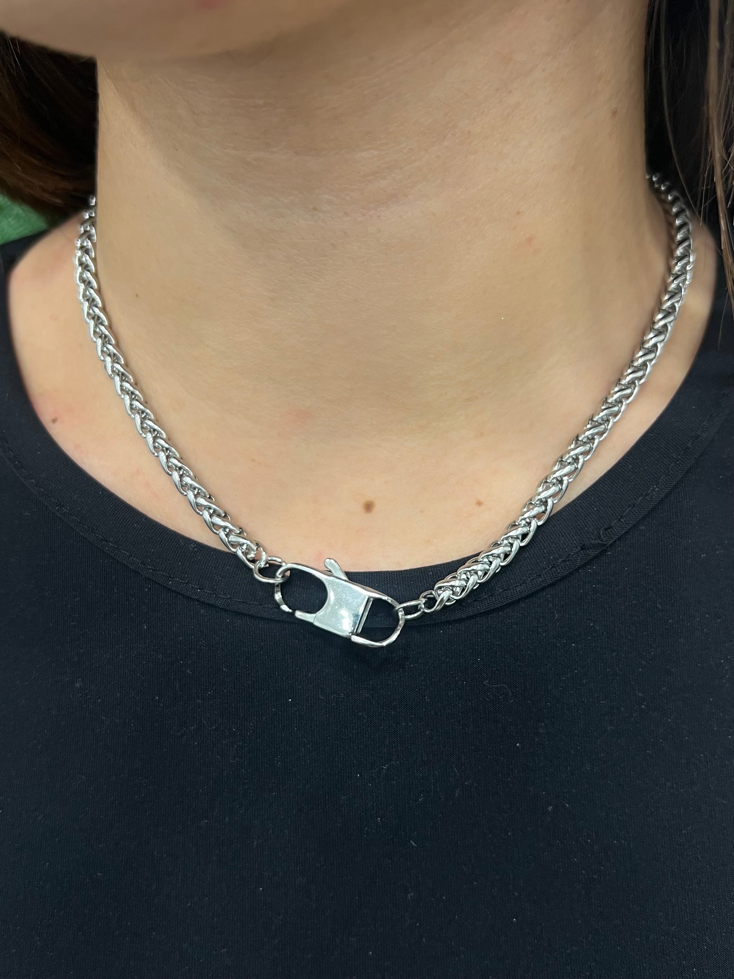 Collana Closure