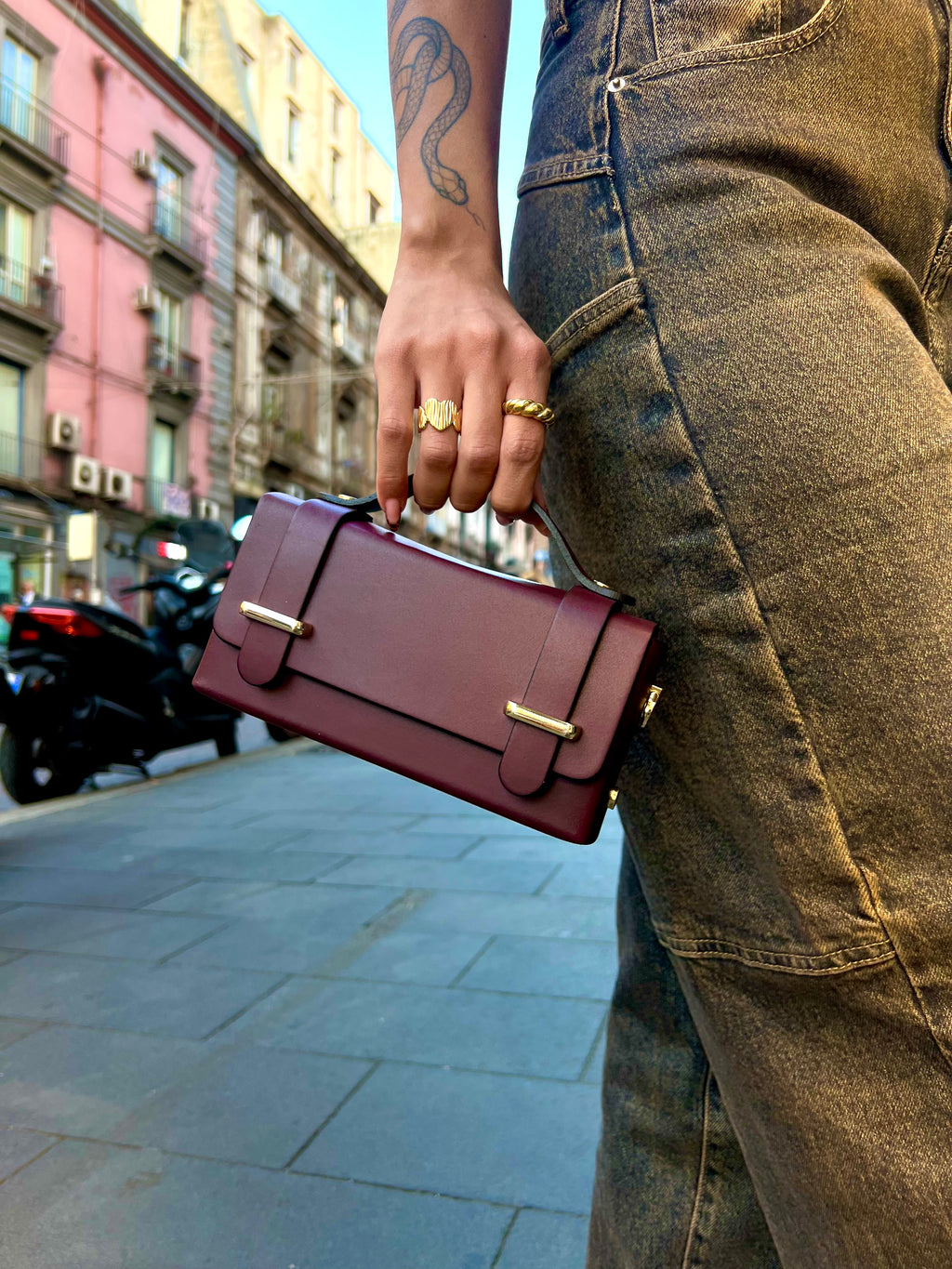 Borsa Iconic