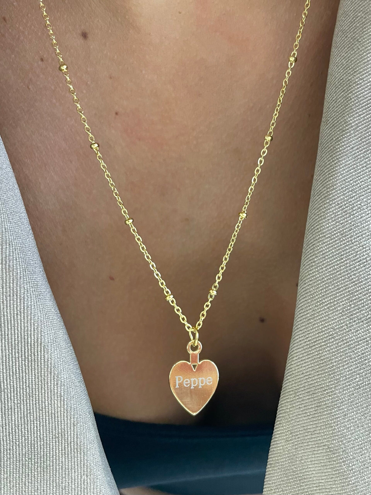 Collana Dedica image 1